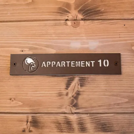 Le Grand Bouquetin - 3 Pieces Pour 6 Personnes Mae-9984